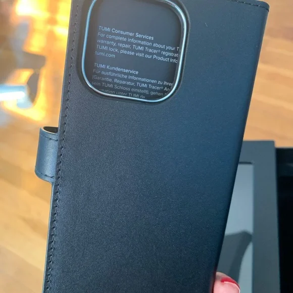 Sleek Tumi Wallet iPhone case for 13 Pro (1 left!) or 14 Pro NEW IN BOXAuthentic - Picture 10 of 10